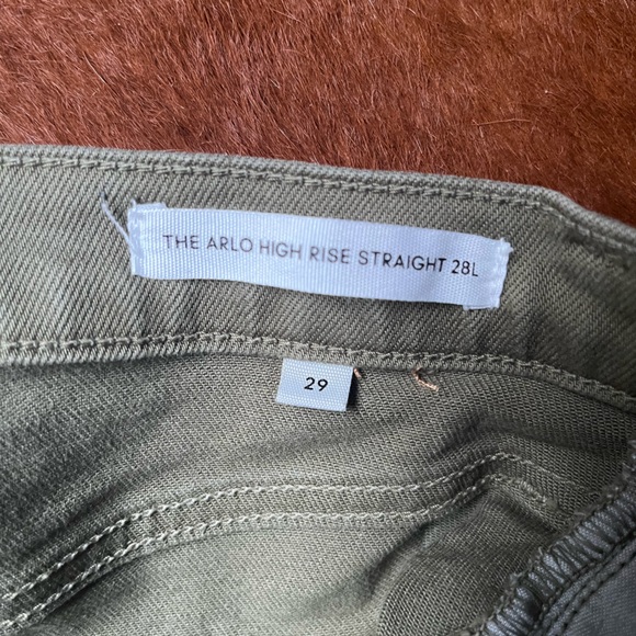 Arlo straight kaki Green jeans by Denim Forum Aritzia size 29 - Picture 2 of 3
